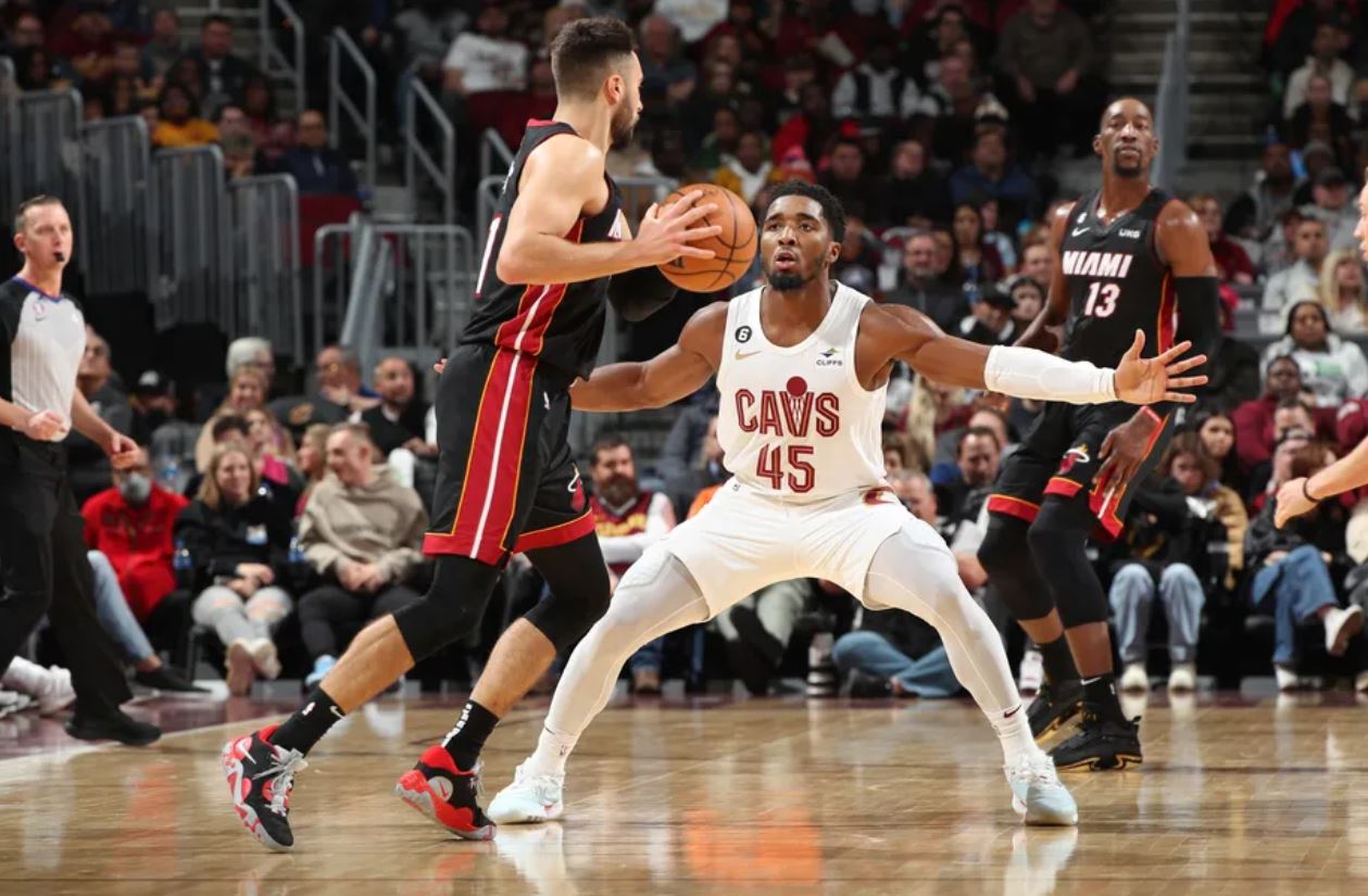 然而俱乐部 然而俱乐部