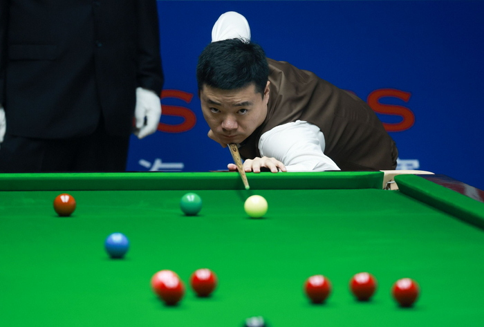 轻的运动员 轻的运动员